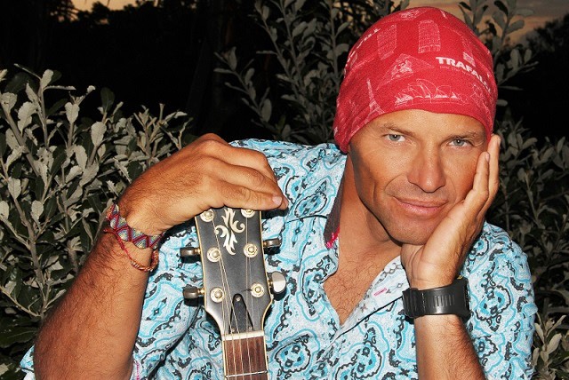 Cedric Vandenschrik Musician: Singer & Guitarist (Cannon Rocks)