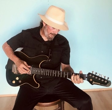 dave goldblum original musicians singer guitarist south africa 16
