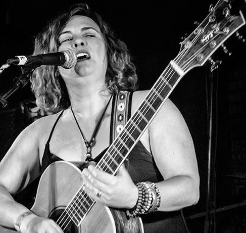 therese smith musician singer guitarist jeffreys bay 02 1