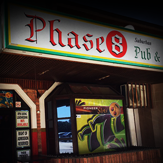 phase 8 sports bar port elizabeth 01