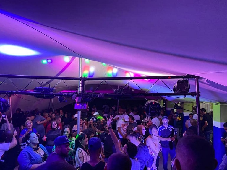 The Neighborhood Bar & Grill (Port Elizabeth)