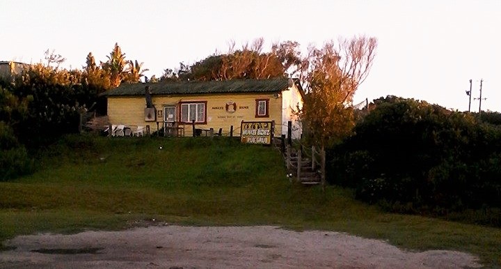 Munkee Bizniz Restaurant & Bar, Willows